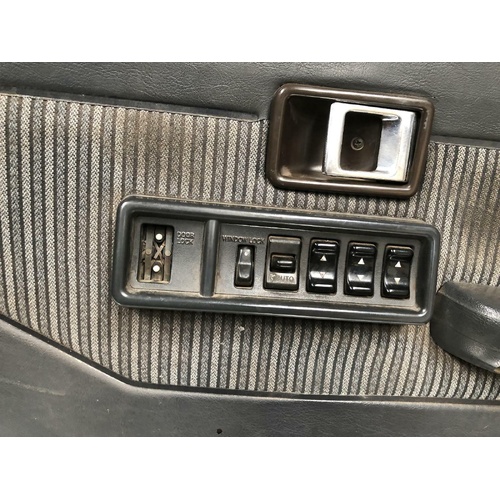 Toyota Landcruiser Master Window Switch HJ61 11/1980-05/1990