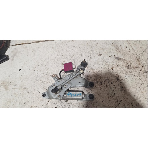 Toyota Hiace Right Rear Barn Door Wiper Motor SBV RCH12 10/1995-02/2004