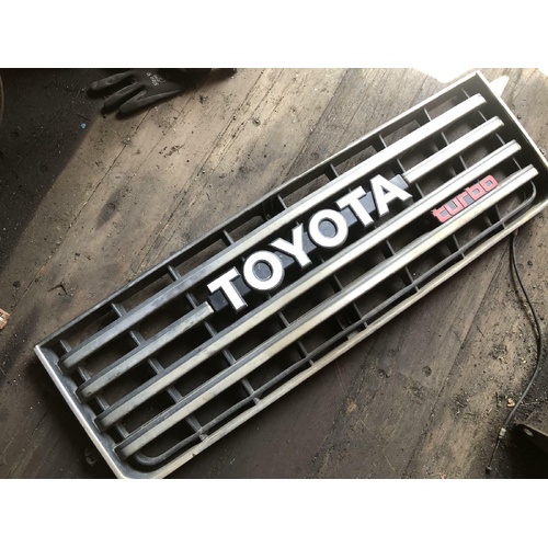 Toyota Landcruiser Grille HJ61 11/1980-05/1990 
