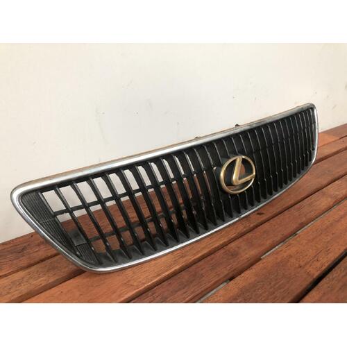 Lexus GS300 Grille 10/97-07/00