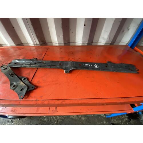 Toyota Hiace Upper Reinforcement Bar TRH201 03/2005-04/2019