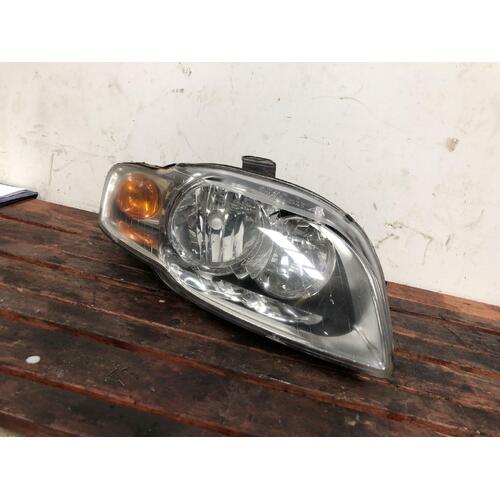 Audi A4 Right Head Light B7 08/2004-09/2008
