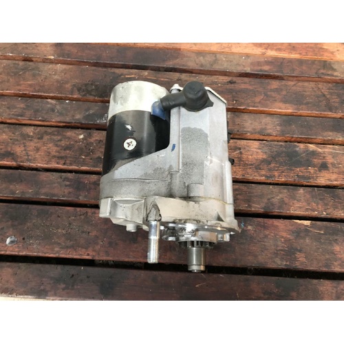 Toyota Hiace Starter Motor KDH201 09/2006-04/2019