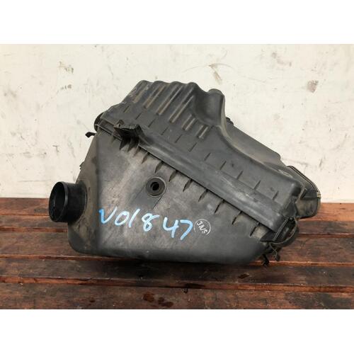 Toyota CAMRY Air Cleaner Box XV10 2.2 5S-FE 02/93-06/97 
