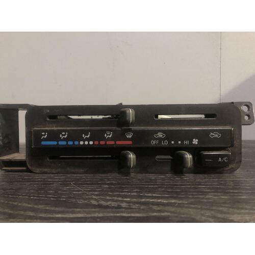 Toyota Hiace Heater Controls RCH12 SBV 10/1995-02/2004 