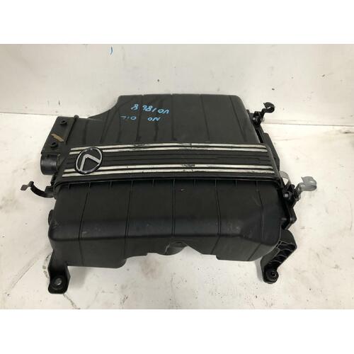 Lexus IS200 Air Cleaner Box GXE10 01/1998-10/2005