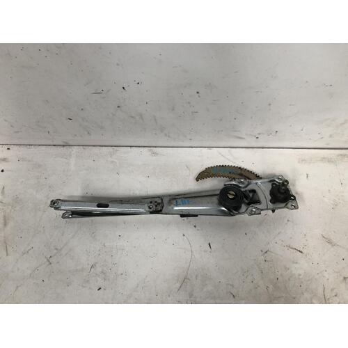 Toyota Hiace Left Front Window Regulator RZH103 11/1989-12/2004