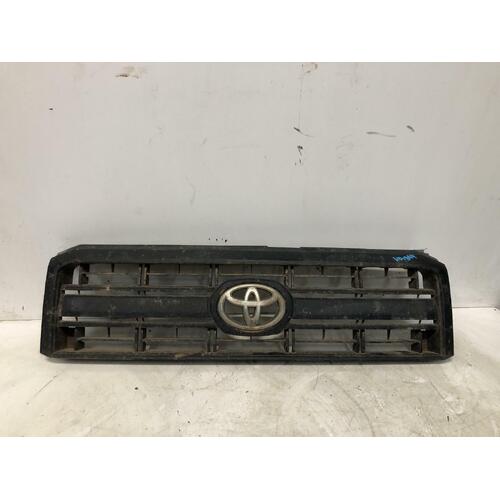 Toyota Landcruiser Grille VDJ79 03/2007-Current