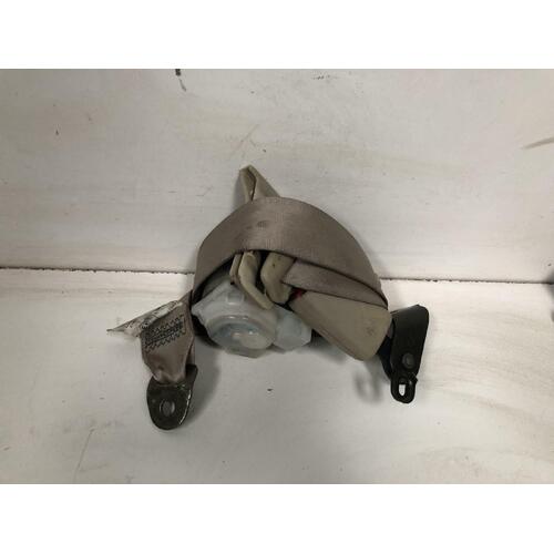 Lexus GS300 Right Rear Seatbelt and Stalk JZS160 10/1997-12/2004