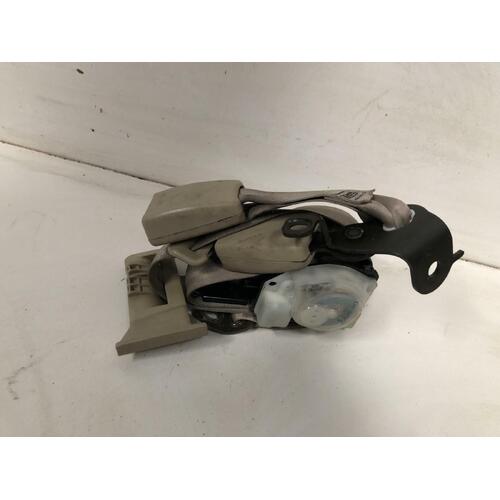 Lexus GS300 Left Rear Seatbelt and Stalks JZS160 10/1997-12/2004