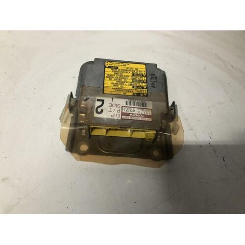 Lexus GS300 Airbag Sensor Module JZS160 10/1997-09/2000