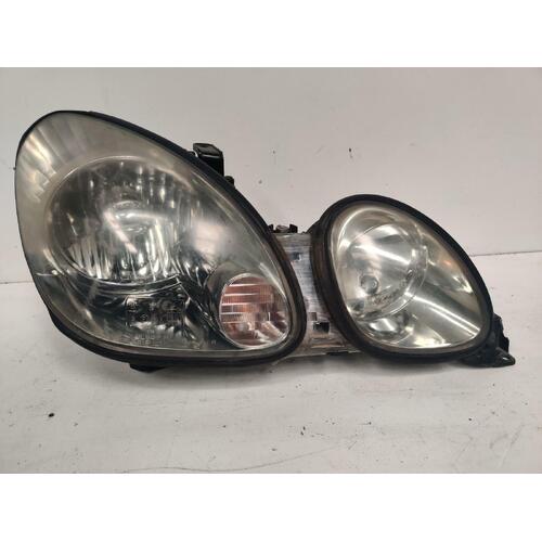Lexus GS Right Head Light ZS160 10/98-09/00