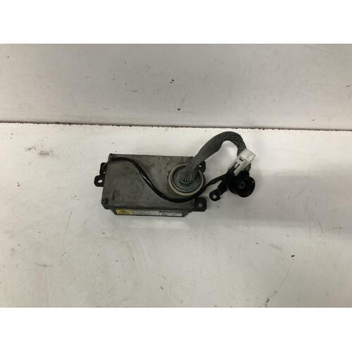 Lexus GS300 Right Light Control Computer JZS160 10/1997-12/2004