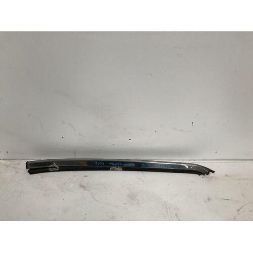 Toyota Corolla Right Rear Weather Strip KE55 10/1974-09/1981