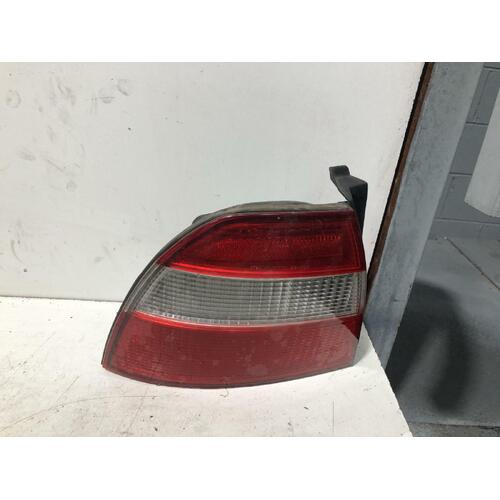 Honda ACCORD Left Tail Light CD Sedan 10/93-10/95