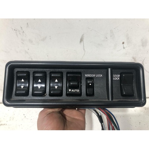 Toyota Landcruiser Master Window Switch HJ61 11/1980-05/1990