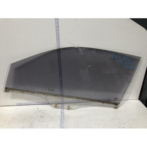 Hyundai Getz Left Front Door Window Glass TB 09/02-09/11