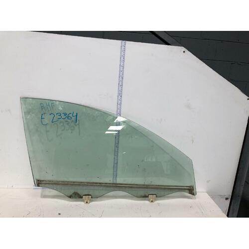 Nissan Maxima Right Front Door WIndow Glass J31 02/02-05/09
