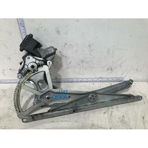 Toyota TARAGO Left Front Window Reg/Motor ACR50 Power 03/06-06/20 85702-33010