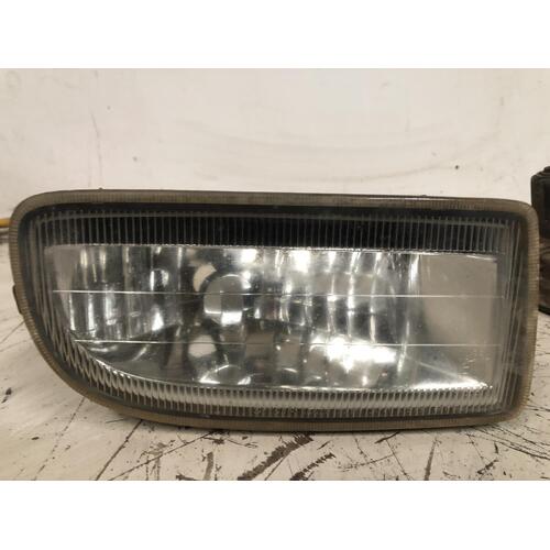 Toyota LANDCRUISER Bar Light Right Front 100 SERIES 01/98-10/07