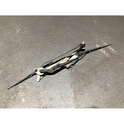 Toyota Corolla Front Wiper Assembly ZZE122 12/2001-06/2007