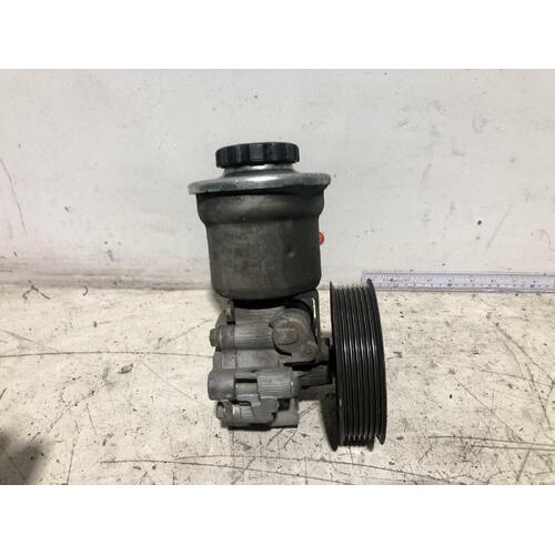 Toyota HILUX Steering Pump TGN16 2.7 Petrol 2TR-FE 03/05-