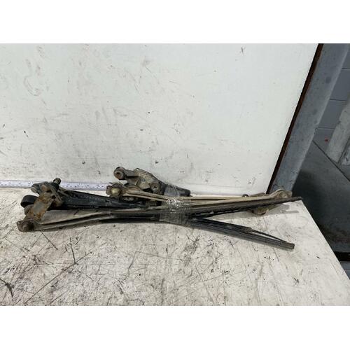 Nissan Patrol Front Wiper Assembly GQ 02/88-12/97