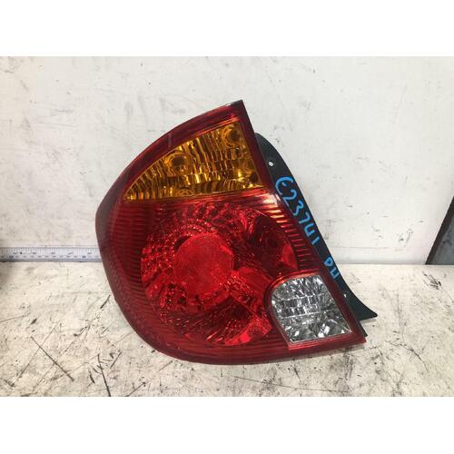 Hyundai ACCENT Left Taillight LC 03/03-04/06