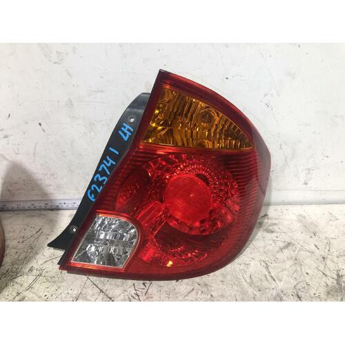 Hyundai ACCENT Right Taillight LC 03/03-04/06