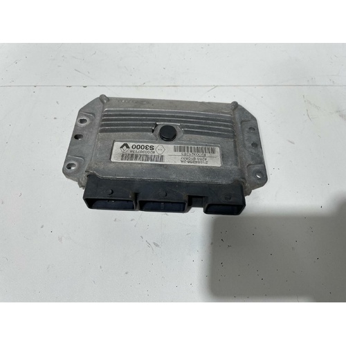 Renault Megane Engine ECU X84 12/2003-08/2010