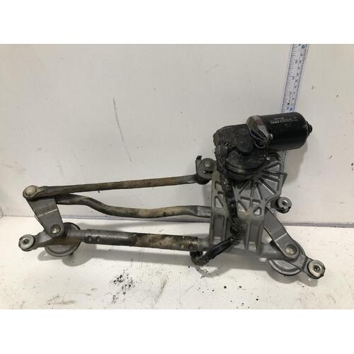 Toyota Tarago Front Wiper Assembly ACR50 03/2006-06/2020