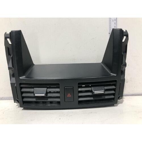 Nissan MAXIMA Dash Vents J31 02/02-06/09 