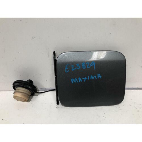 Nissan MAXIMA Fuel Flap J31 02/02-05/09