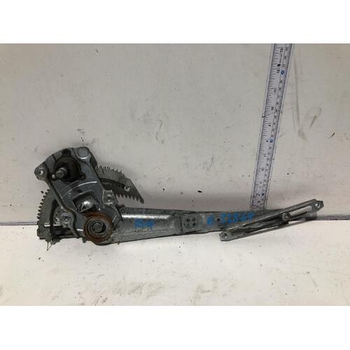 Toyota Corolla Right Front Window Regulator AE82 09/1985-05/1989