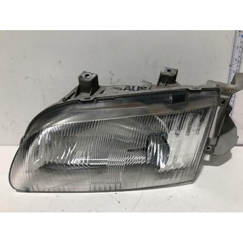 Honda ODYSSEY Left Headlight RA6/RA8 05/95-03/00