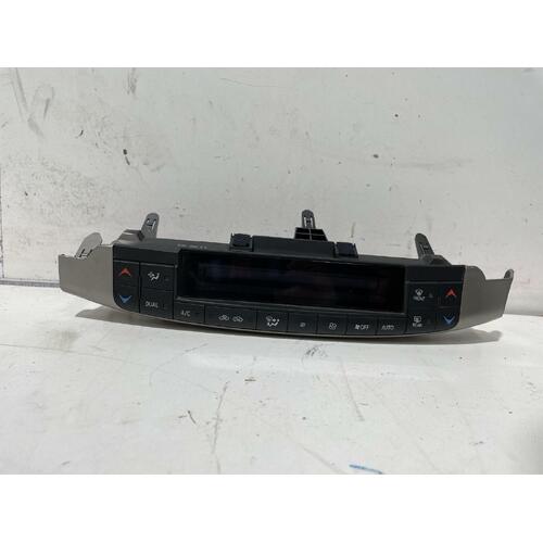 Lexus CT200H Heater Controls ZWA10 03/2011-Current