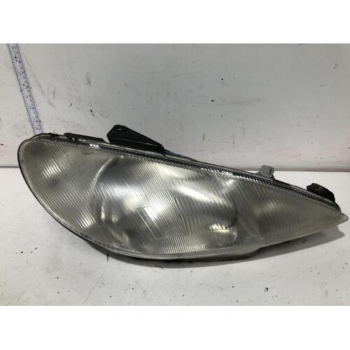 Peugeot 206 Right Head Light T1 10/1999-11/2007