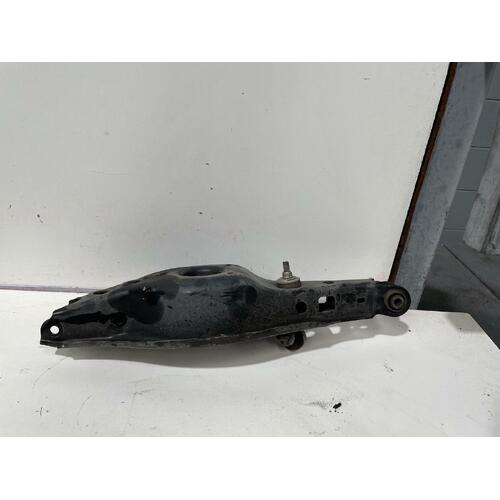Lexus CT200h Right Rear Lower Front Control Arm ZWA10 12/2010-Current