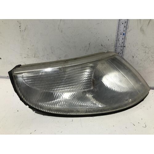 Saab 9 5 Right Corner Light SE11/01-03/06