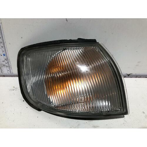 Nissan MAXIMA Right Corner Light A32 02/95-11/99