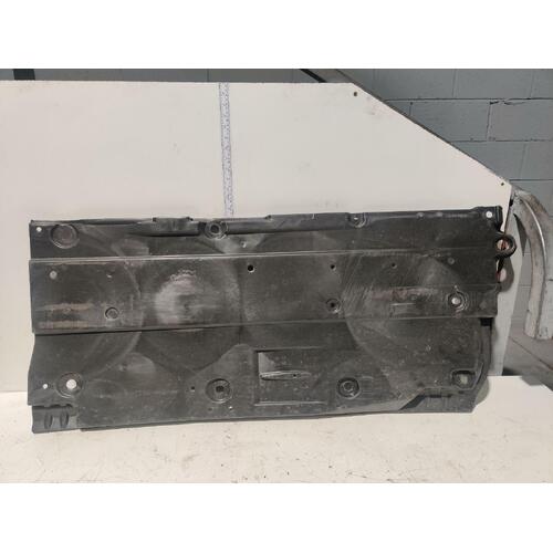 Toyota Corolla Left Floor Pan Splash Shield ZWE211 07/2018-Current