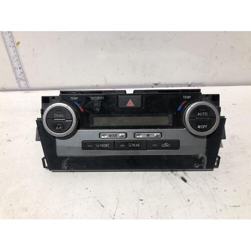 Toyota Camry Heater Controls AVV50 12/2011-10/2017