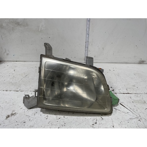 Toyota Spacia Head Light Right Hand SR40 02/1998-12/1998