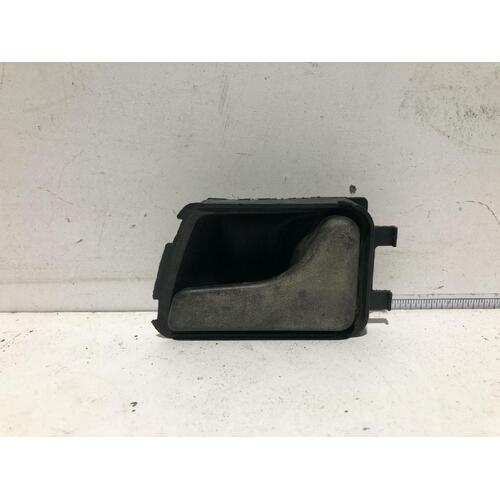 Holden COMMODORE Door Handle VN-VP Right Front 08/88-07/93 Inner
