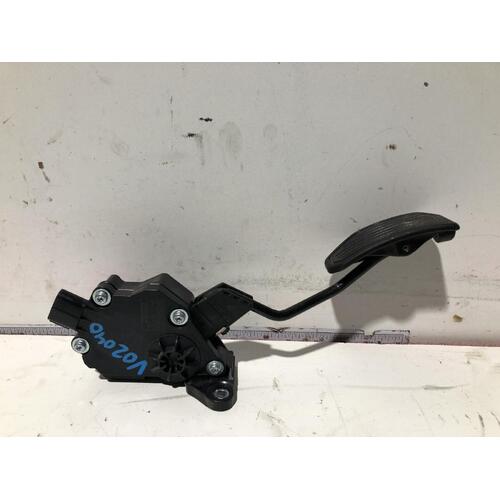 Toyota Kluger Accelerator Pedal GSU40 05/2007-02/2014
