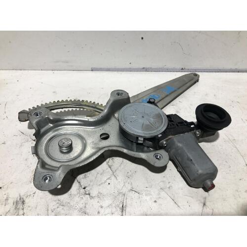 Toyota Kluger Left Rear Window Regulator GSU40 08/2007-02/2014