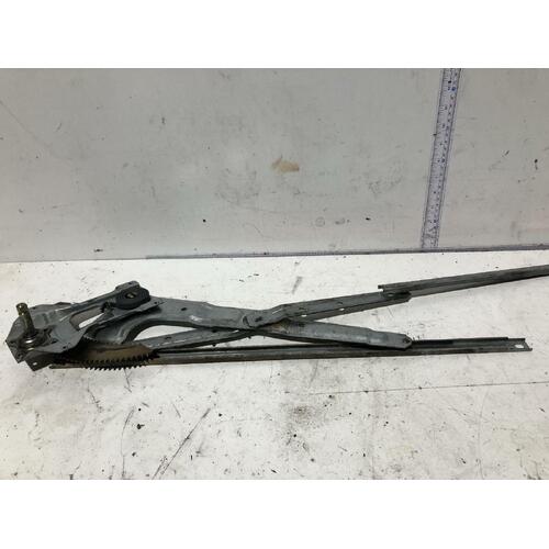 Mitsubishi L300 Left Front Window Reg/Motor L400 WA Manual 10/94- 94