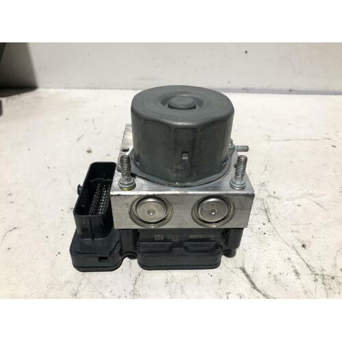 Subaru XV ABS Pump G4X FJ190 Type 01/12-04/17
