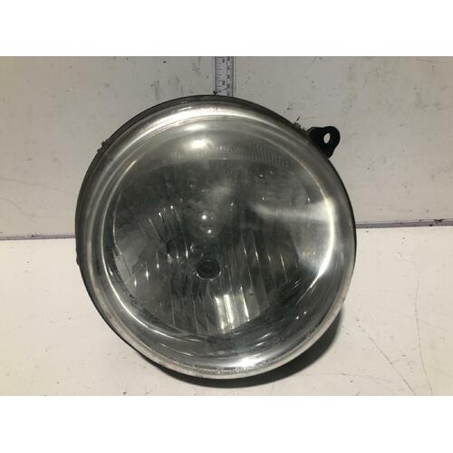 Jeep CHEROKEE Right Headlight KJ 09/01-12/07