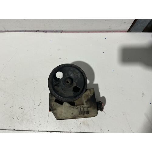 Jeep Cherokee Steering Pump KJ 09/2001-11/2007